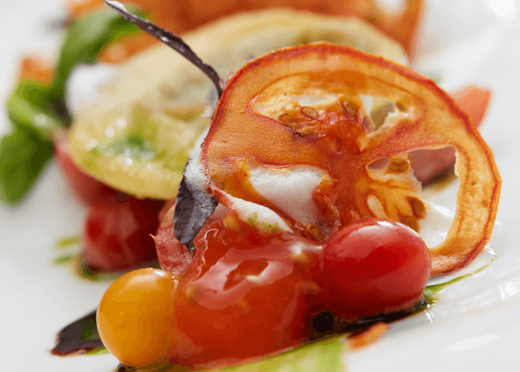feines Gemüsegericht mit Tomaten