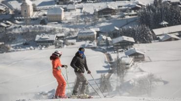 Alexandra Meissnitzer und Hermann Maier beim Skifahren in Flachau