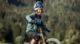Mountainbikerin Sabine Enzinger im Bikepark Leogang